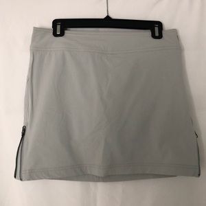 Athleta Size 4 Grey Skort